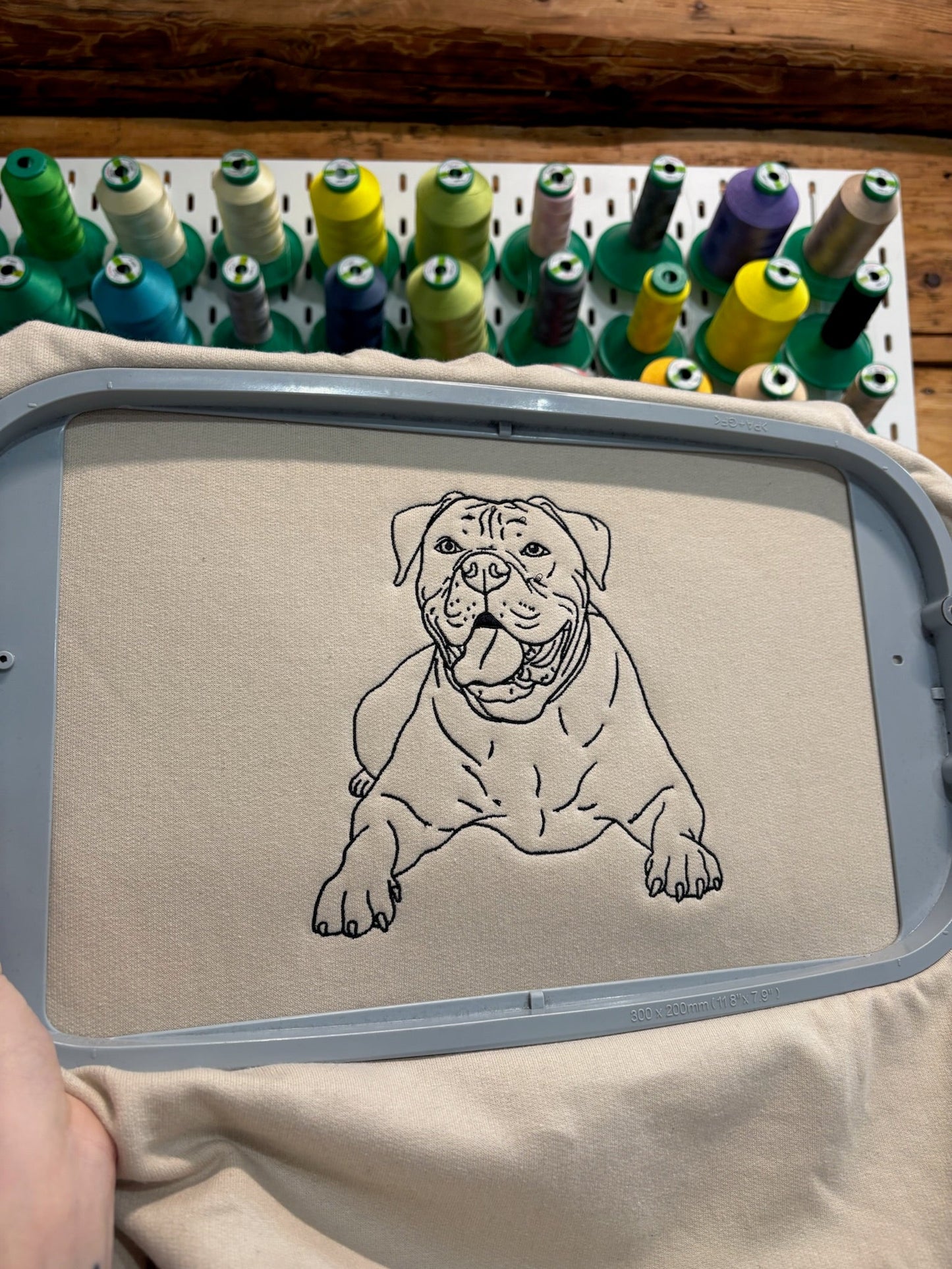 Dog line art embroidery