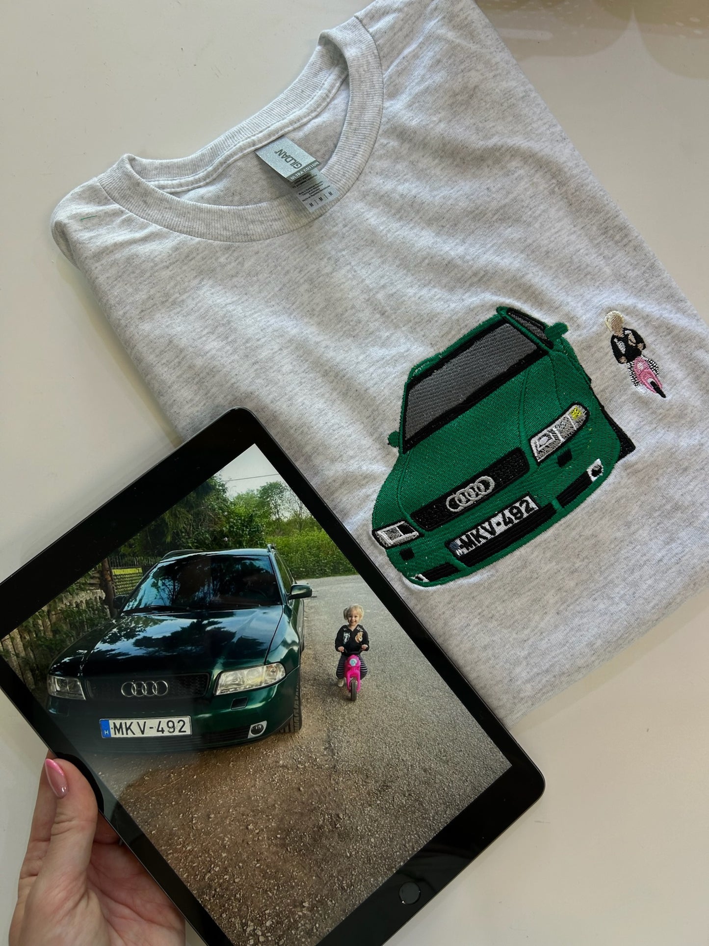 Autó / Motor / Traktor / Kamion - Színesen